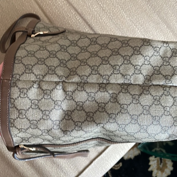 Authentic gucci GG medium totes - Picture 5 of 15